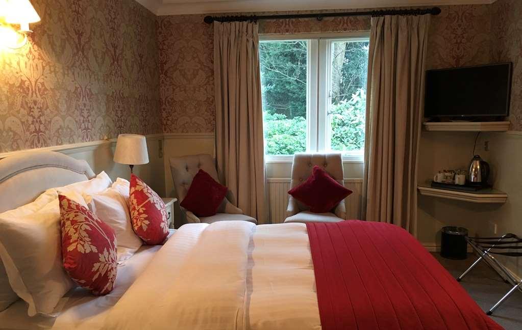Holdsworth House Hotel Halifax Room photo